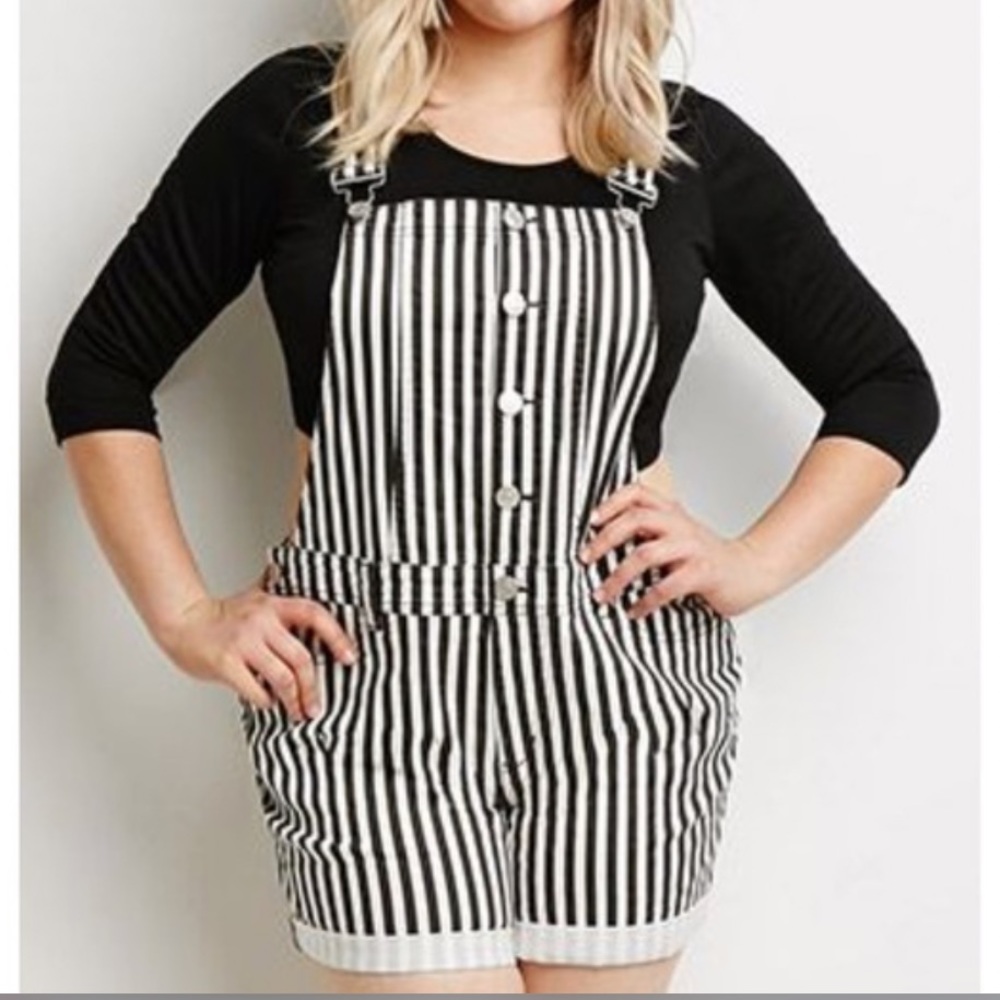 EUC Short Overalls Summer Black and White Striped